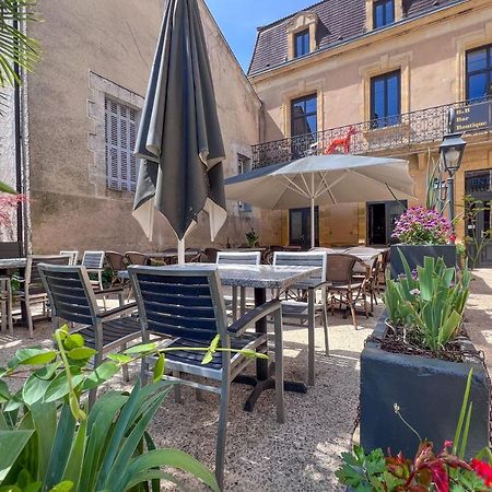 Le B Bed & Breakfast Belves Exterior photo