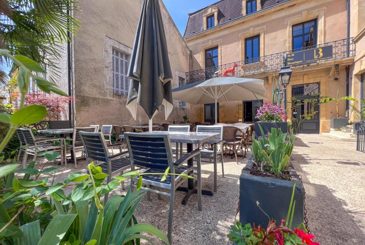 Le B Bed & Breakfast Belves Exterior photo