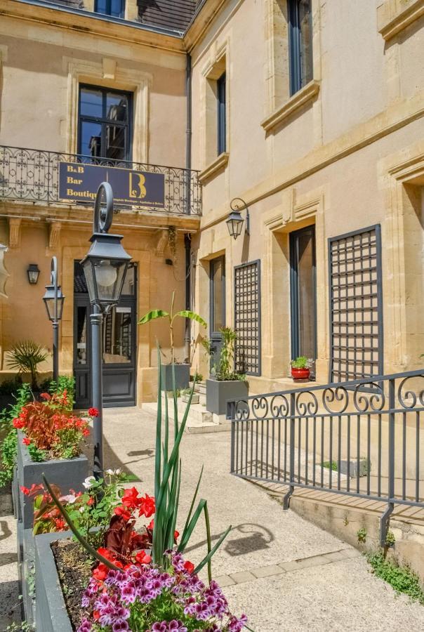 Le B Bed & Breakfast Belves Exterior photo